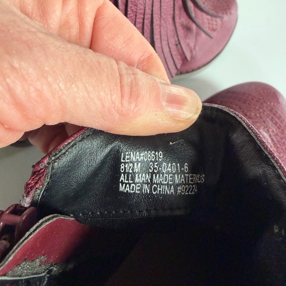 Cowgirl Booties😍 - Picture 7 of 9